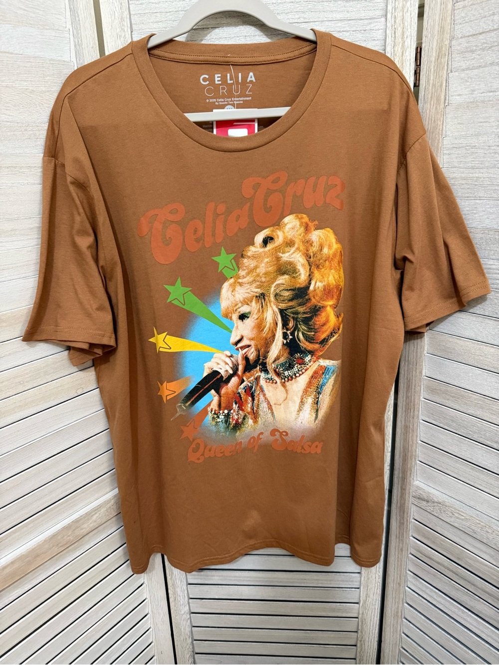 Celia Cruz Brown 'Queen of Salsa' Graphic Tee